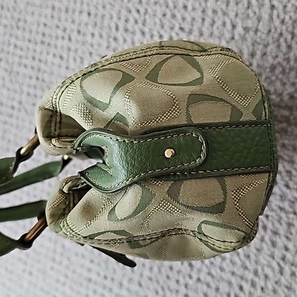 Purse - Picture 4 of 8